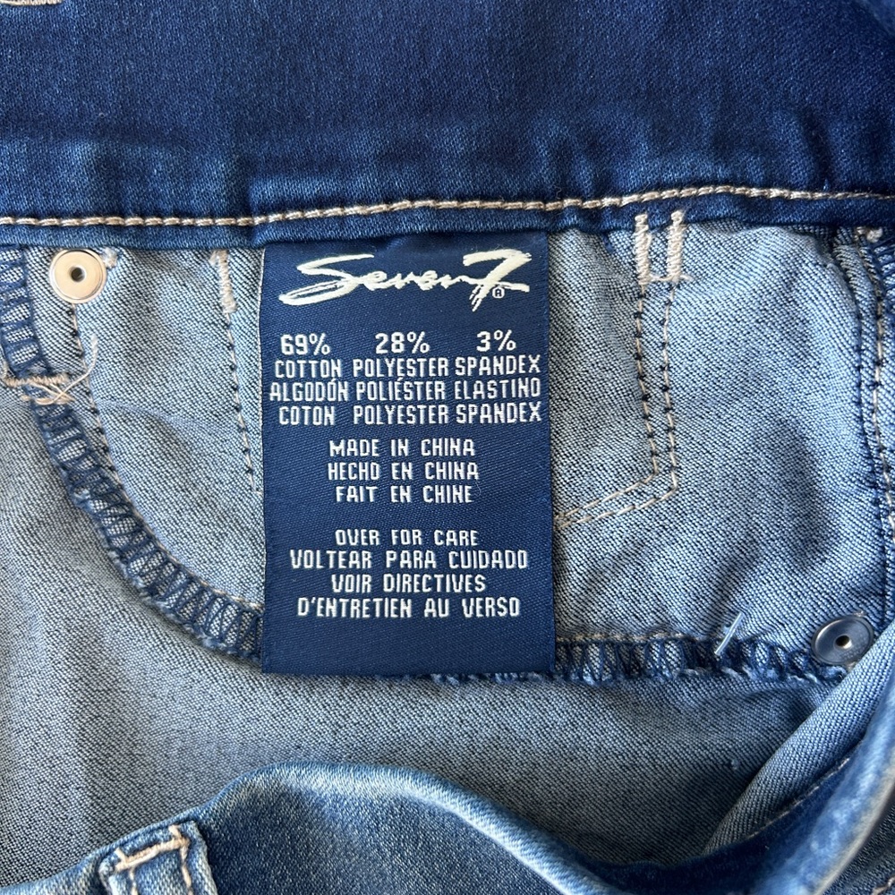 Seven7 Women's Soft Denim Cropped Capri Jeans - Picture 3 of 7